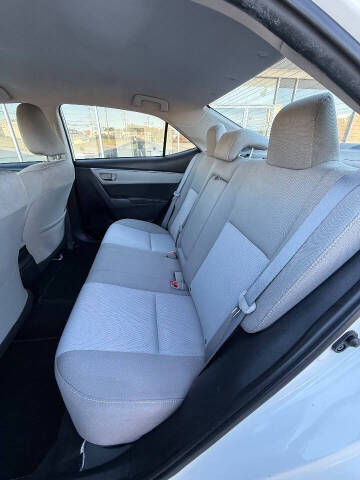 2015 Toyota Corolla LE