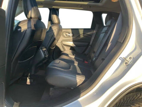 2017 Jeep Cherokee Overland