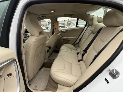 2015 Volvo S60 T5 Premier