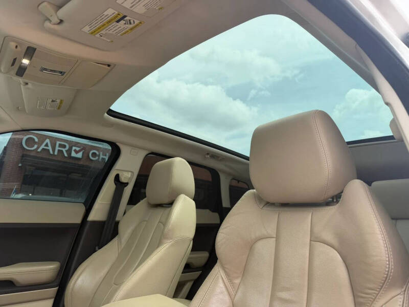 2015 Land Rover Range Rover Evoque Pure Premium