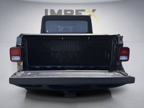 2020 Jeep Gladiator Sport
