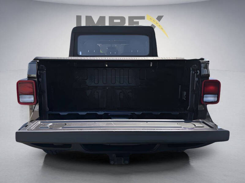 2020 Jeep Gladiator Sport