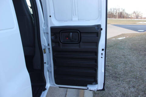 2025 Chevrolet Express 3500