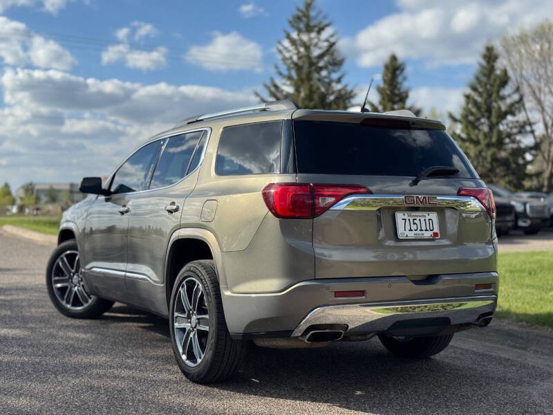 2019 GMC Acadia Denali