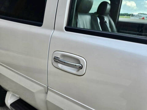 2004 Cadillac Escalade