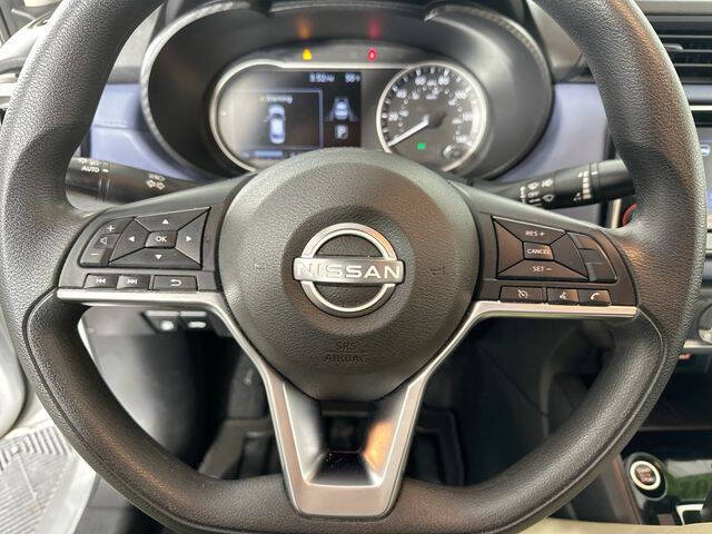 2023 Nissan Versa SV