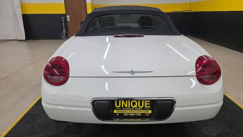 2002 Ford Thunderbird Deluxe
