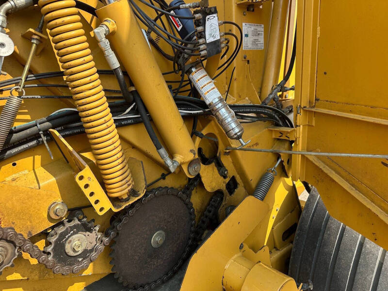 2015 VERMEER 605N