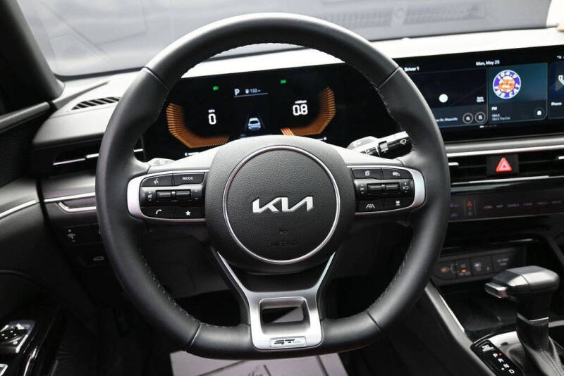 2025 Kia K5