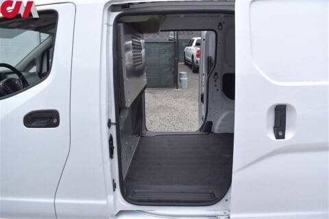 2021 Nissan NV200 SV