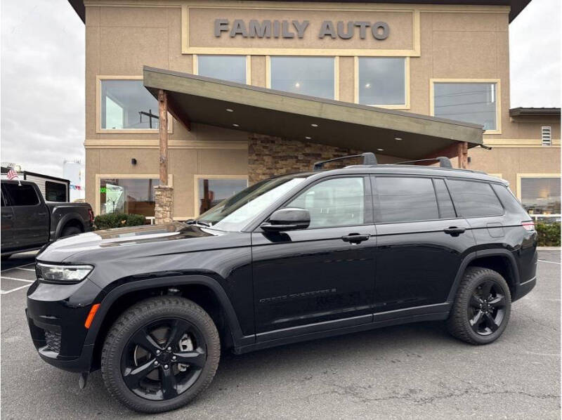 2022 Jeep Grand Cherokee L Altitude's photo
