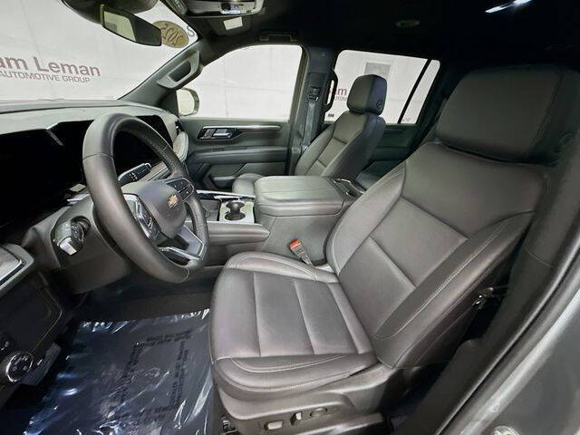 2025 Chevrolet Suburban LT