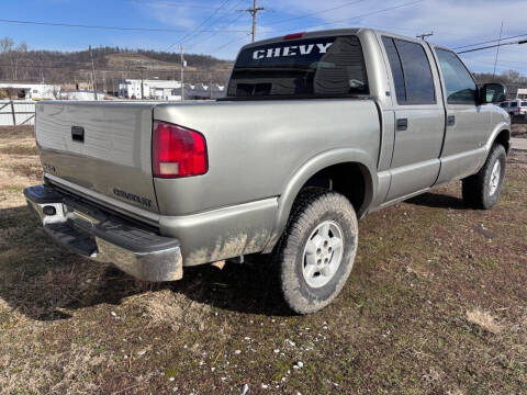 2004 Chevrolet S-10 LS