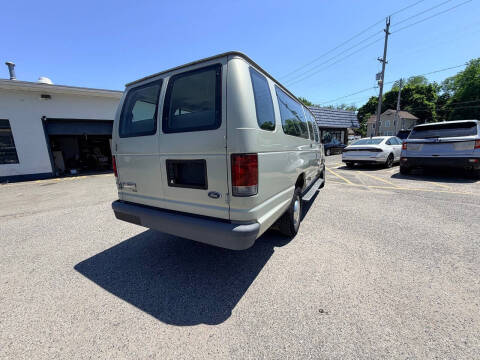 2006 Ford E-Series E-350 SD XL