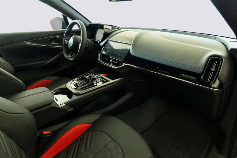 2026 Aston Martin DBX S