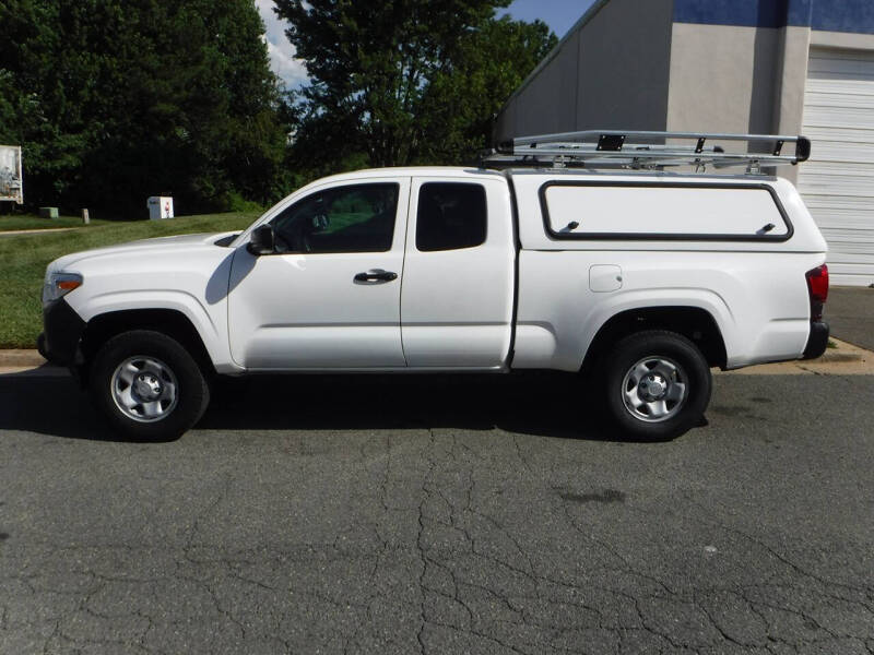 2022 Toyota Tacoma SR