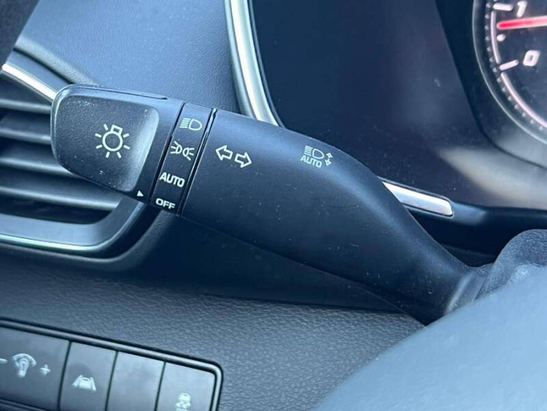 2021 Hyundai Santa Fe SE