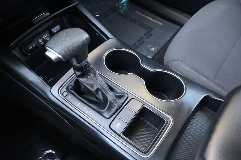 2019 Kia Sorento L