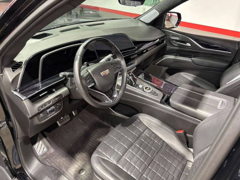 2023 Cadillac Escalade-V ESV