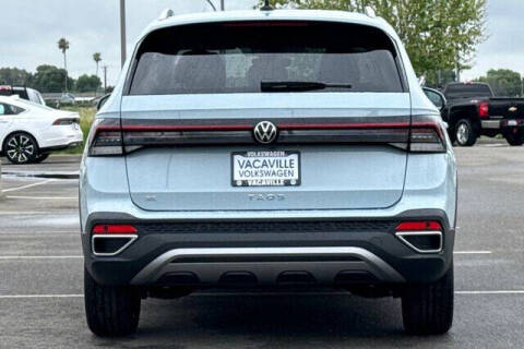 2026 Volkswagen Taos SE