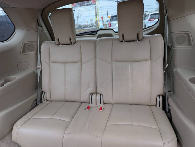 2014 Nissan Pathfinder Platinum