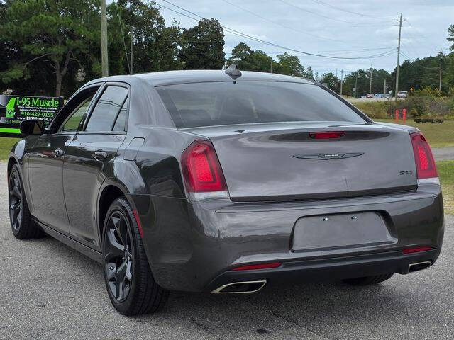 2022 Chrysler 300 Touring