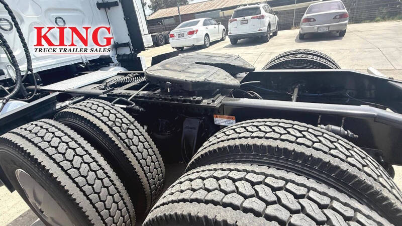 2024 Freightliner Cascadia