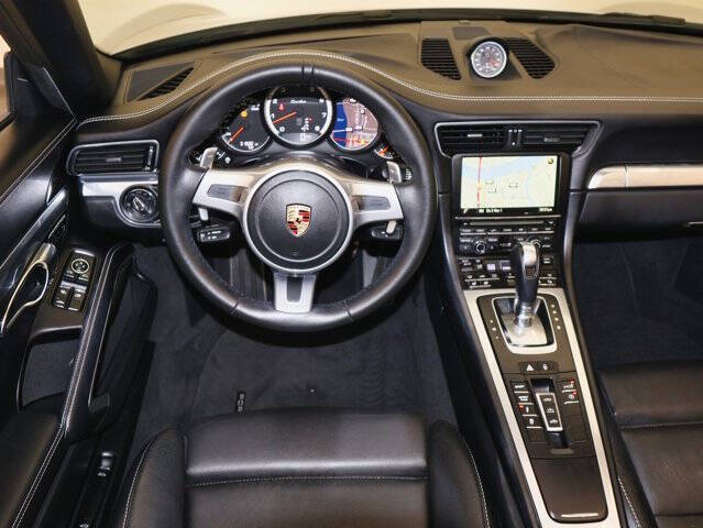 2016 Porsche 911 Turbo