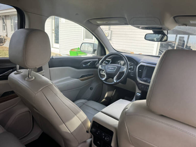 2017 GMC Acadia Denali