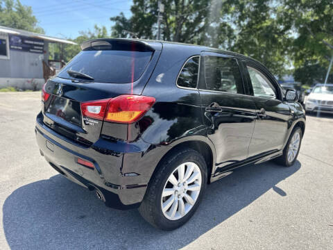 2011 Mitsubishi Outlander Sport SE