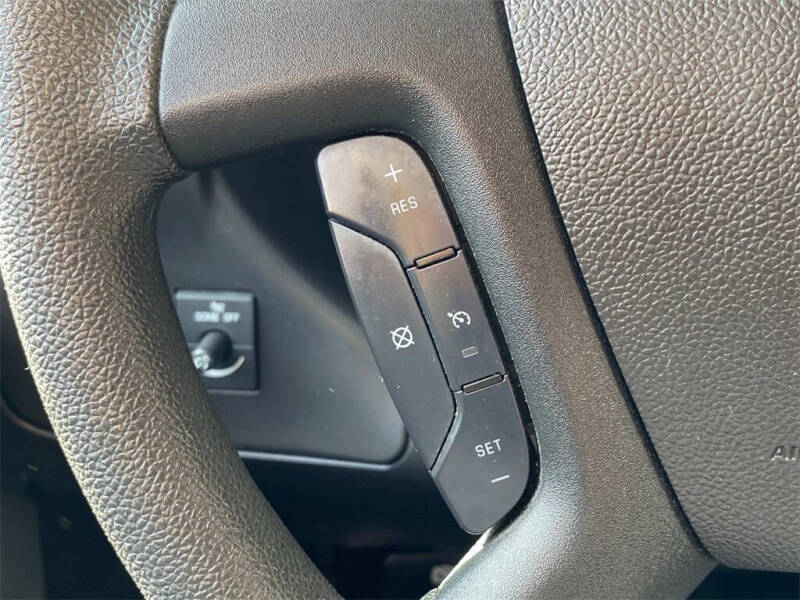 2023 GMC Savana 2500