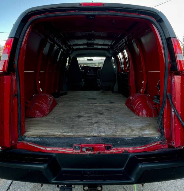 2018 GMC Savana 2500