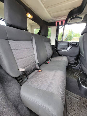 2012 Jeep Wrangler Unlimited Sport