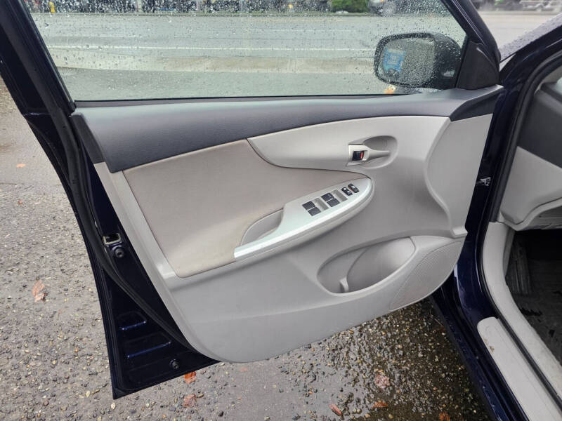 2013 Toyota Corolla LE Special Edition