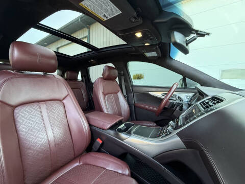 2019 Lincoln Nautilus Black Label