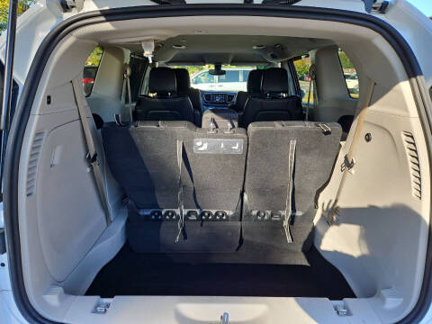 2020 Chrysler Pacifica Touring L