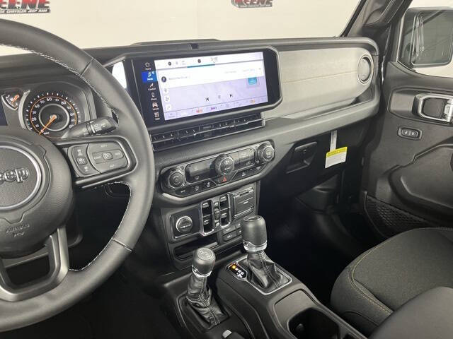 2025 Jeep Gladiator Sport