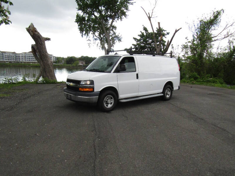 2020 Chevrolet Express 2500