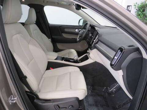 2021 Volvo XC40 T4 Inscription