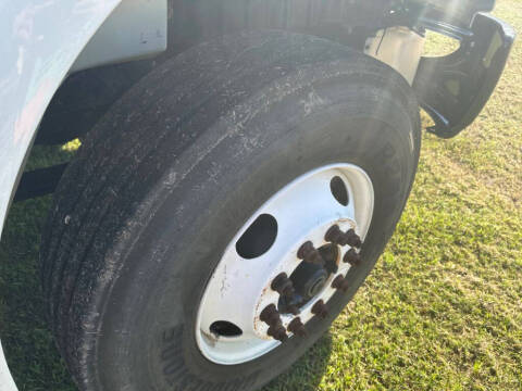 2018 International DuraStar 4300