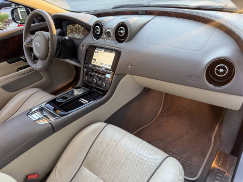 2014 Jaguar XJL Portfolio