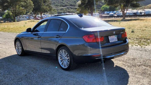 2012 BMW 3 Series 328i