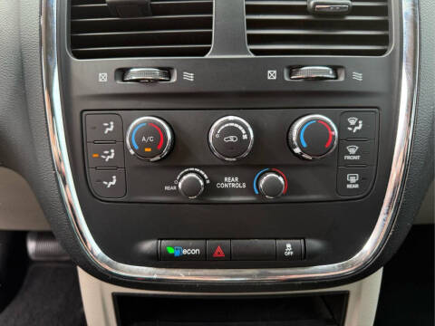 2013 Dodge Grand Caravan SE