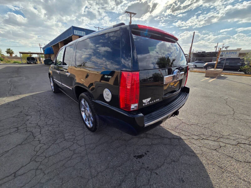 2011 Cadillac Escalade ESV Premium