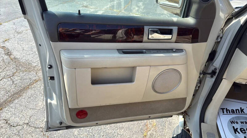 2004 Lincoln Navigator Luxury