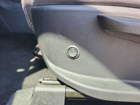 2019 Hyundai Santa Fe SE 2.4L