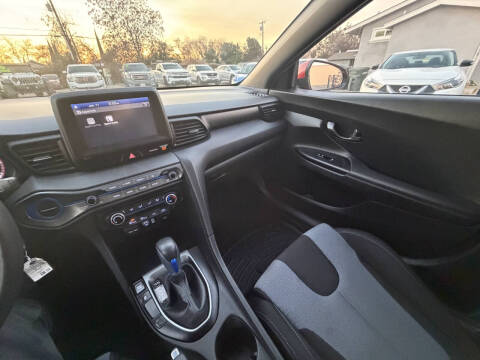 2019 Hyundai Veloster