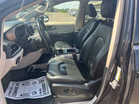 2018 Chrysler Pacifica Touring L Plus