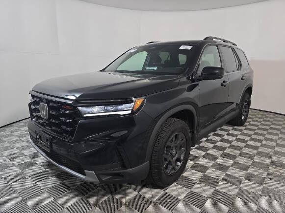 2025 Honda Pilot TrailSport photo 4