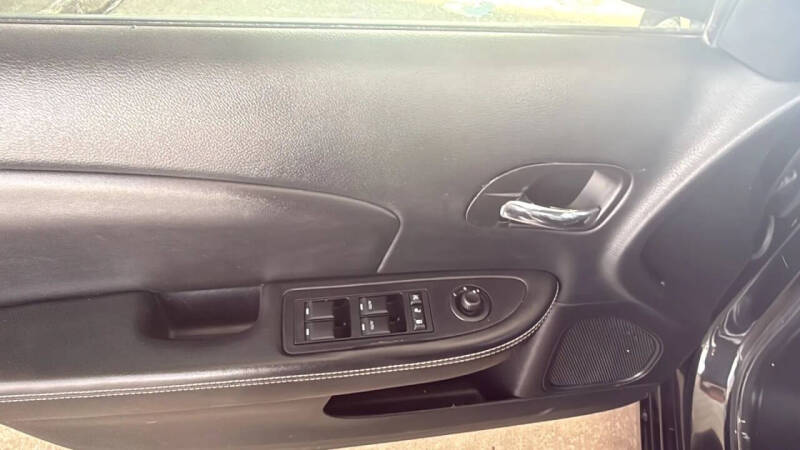 2013 Dodge Avenger SXT